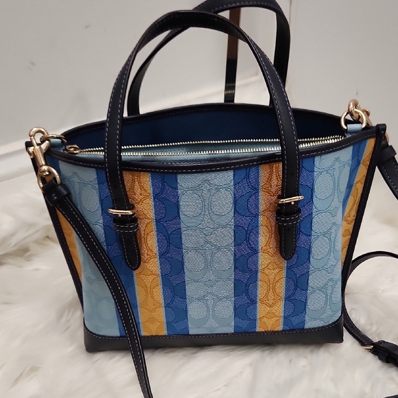 💙🔹️Coach🔹 Mollie Tote 25 Signature Jacquard With Stripes And Matching Wallet - Picture 10 of 17